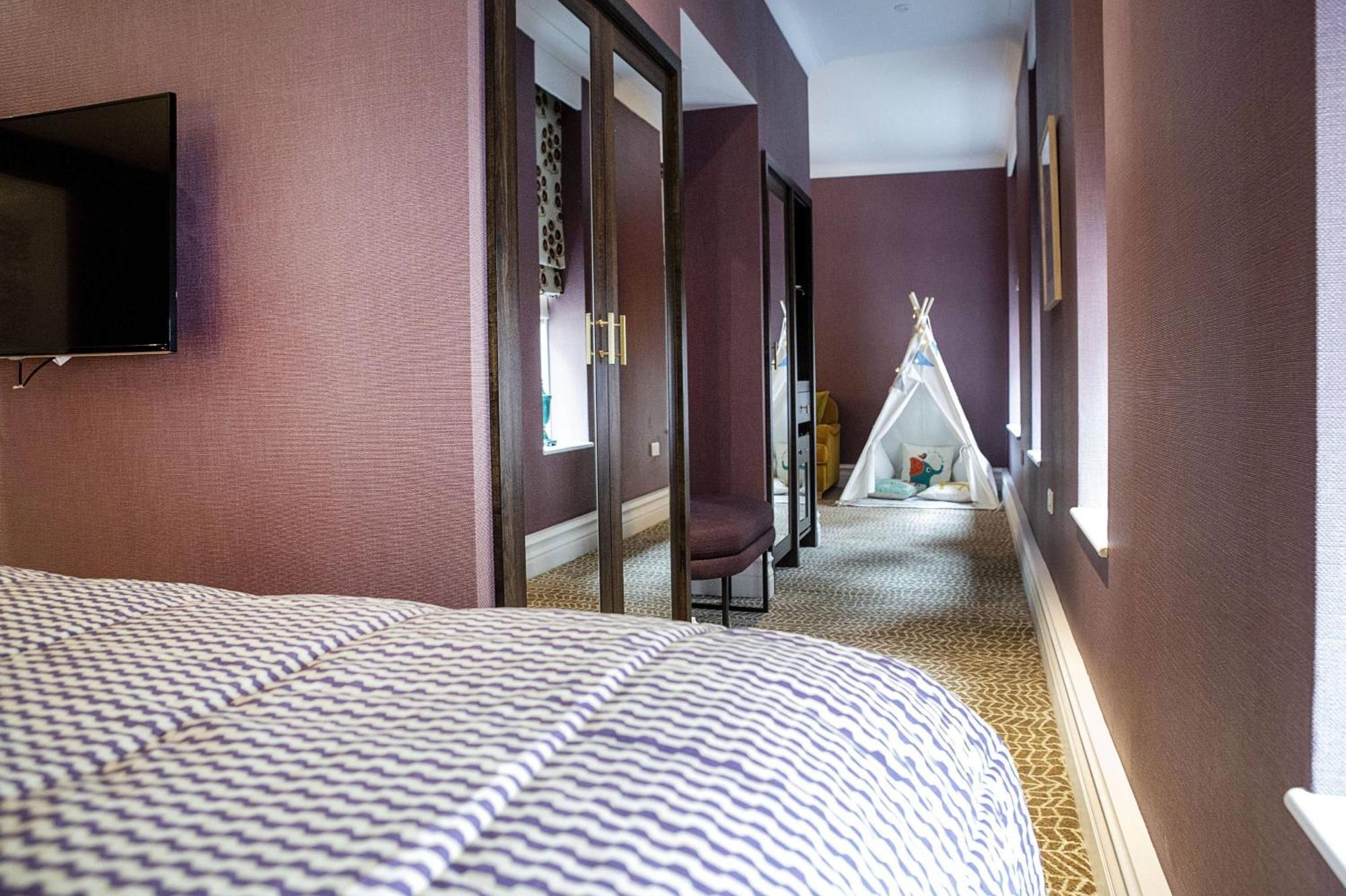 St. Ermin's Hotel, Autograph Collection Hotel