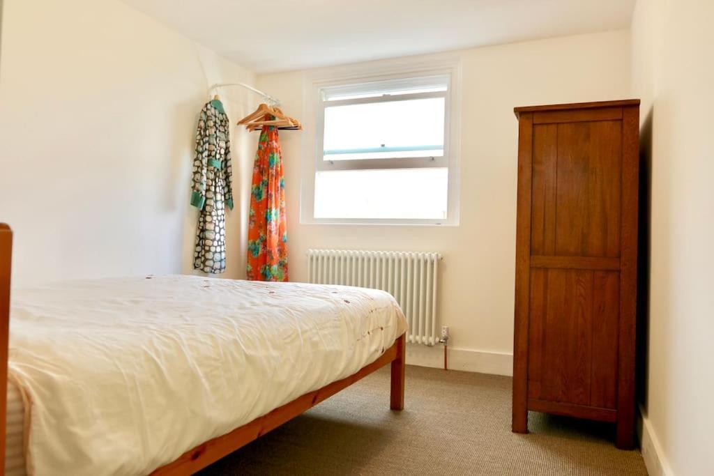 Apartment North East Loft Apartment. Stoke Newington. London