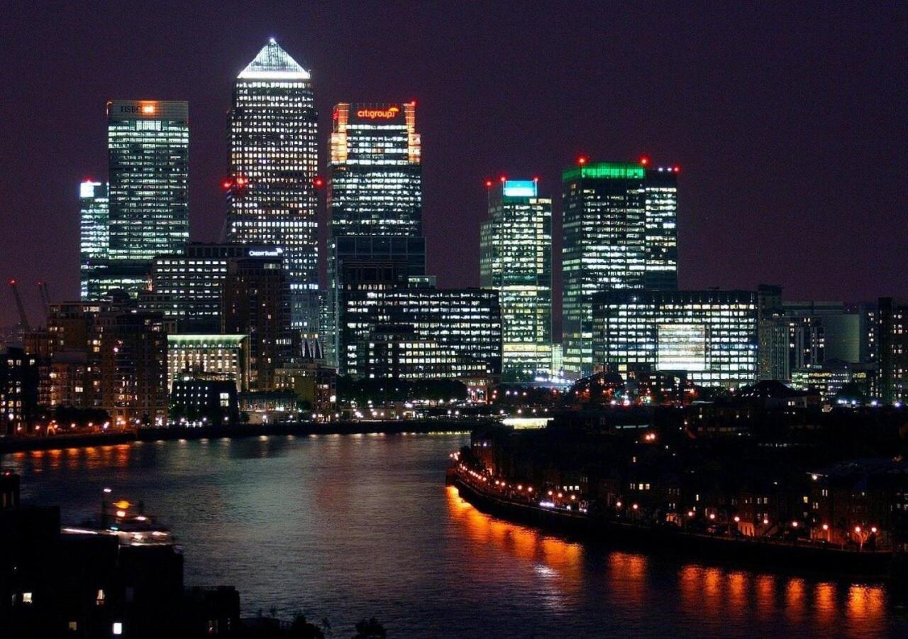 Canary Wharf Skyline Sanctuary *