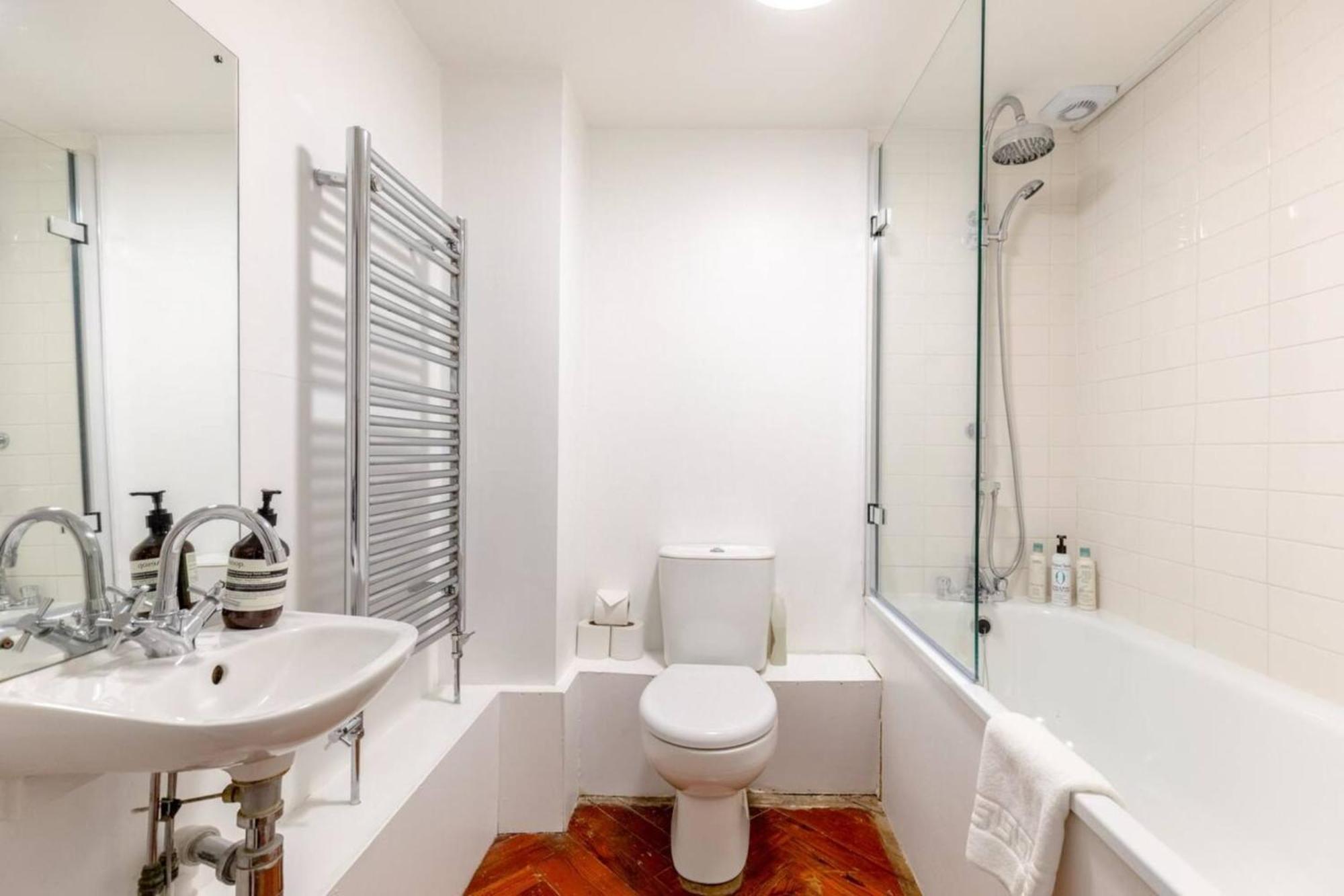 Tastefully Curated Mezzanine Flat Hackney! Appartement