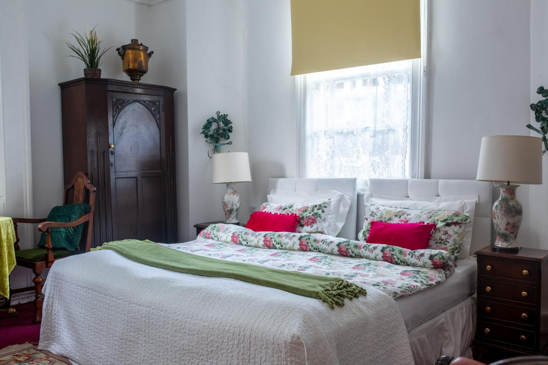 Juliette's Bed & Breakfast 3*