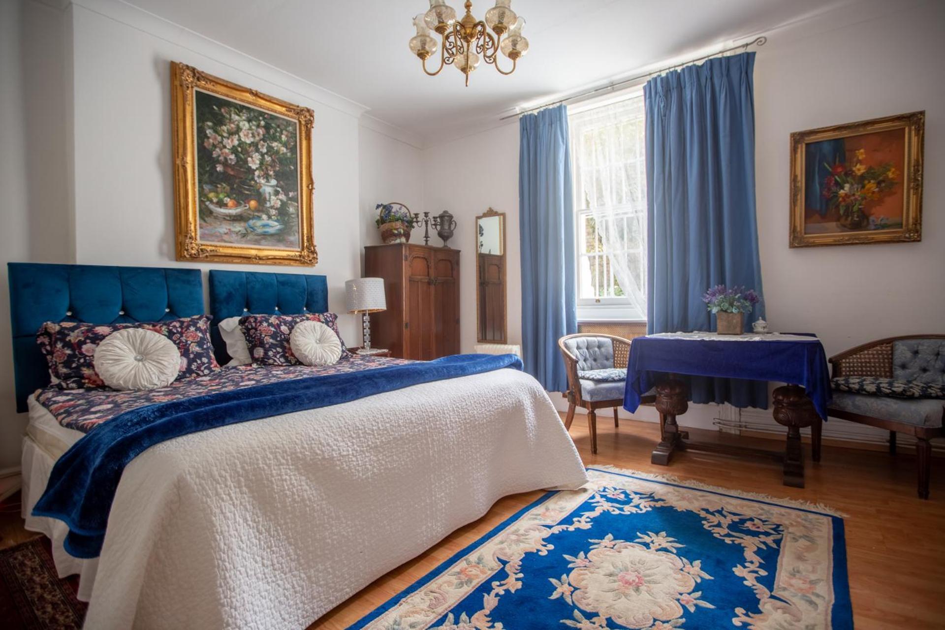 Bed & Breakfast Juliette's London