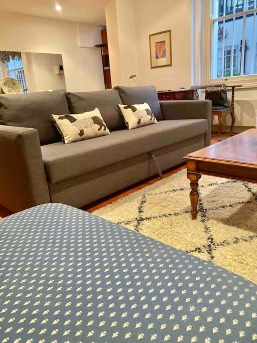 Apartamento Spacious Flat In The Desirable Area Of *