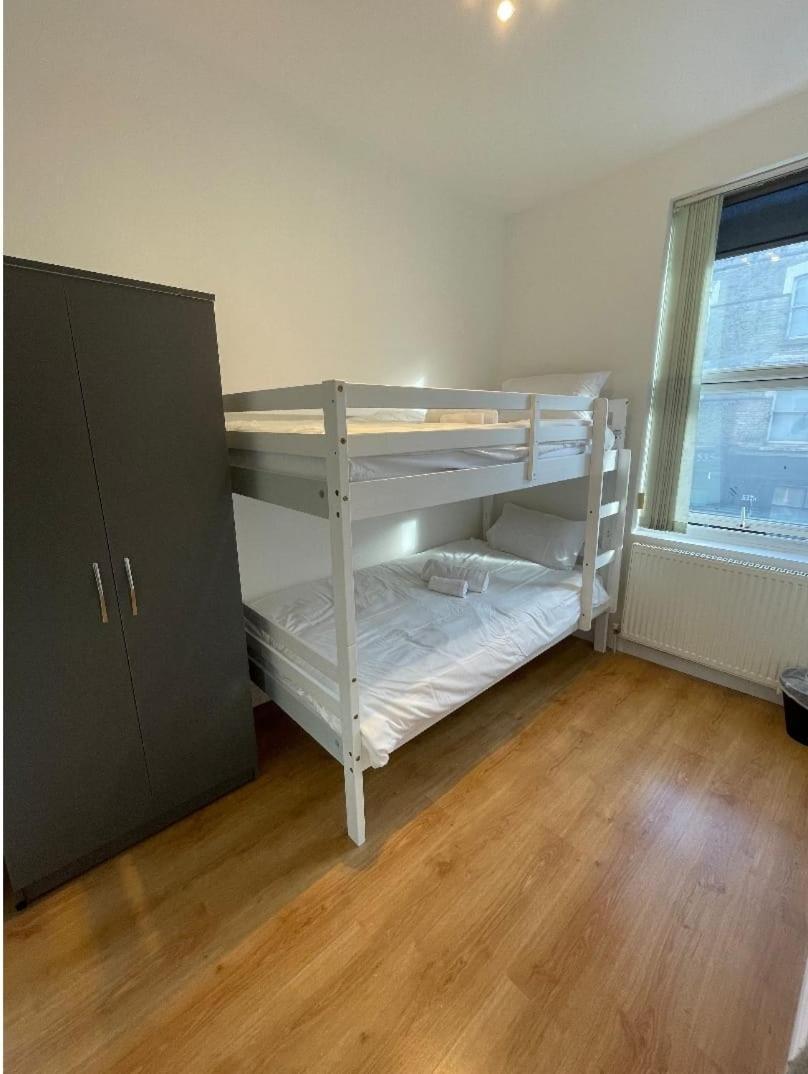 Apartamento Flat 2 Battersea Park Road