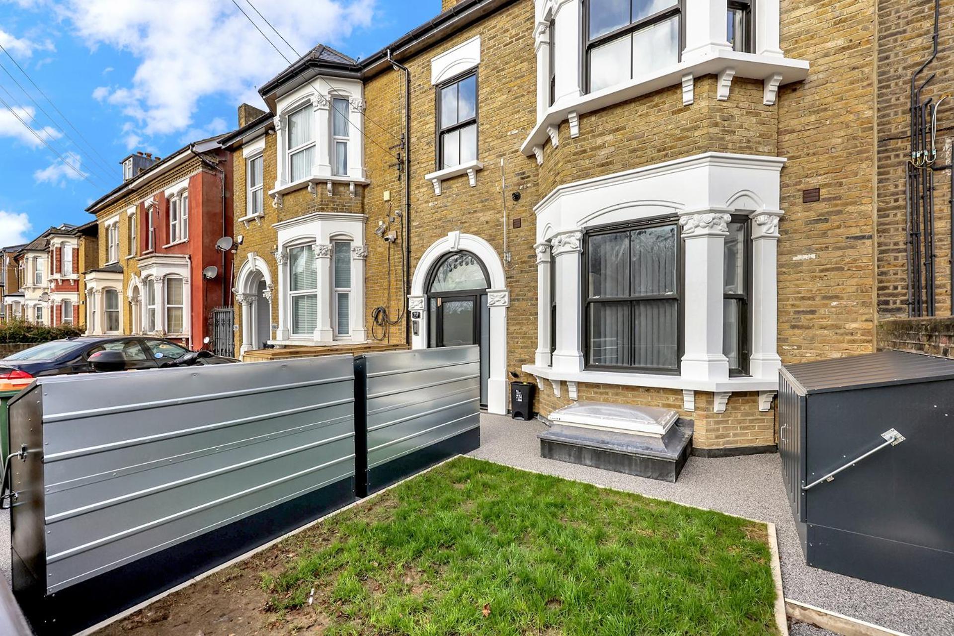 Your Cosy Modern 2 Double Bedroom Flat Fully Furnished - 5 Mins Walk To Stn Flat 4 Apartamento Londres