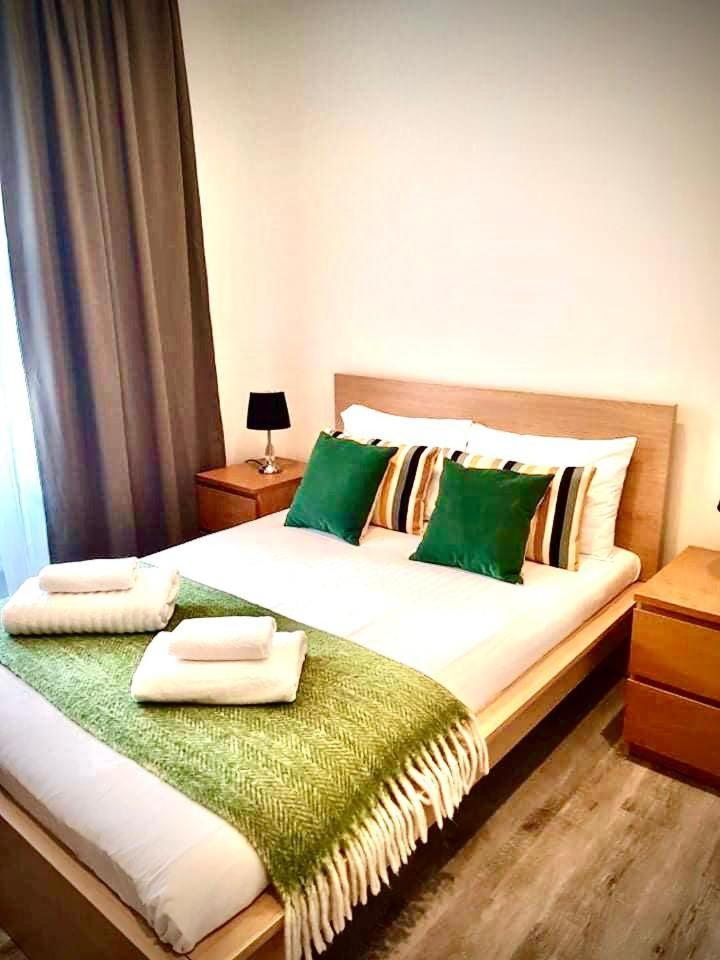2 Bedroom Serviced Londen