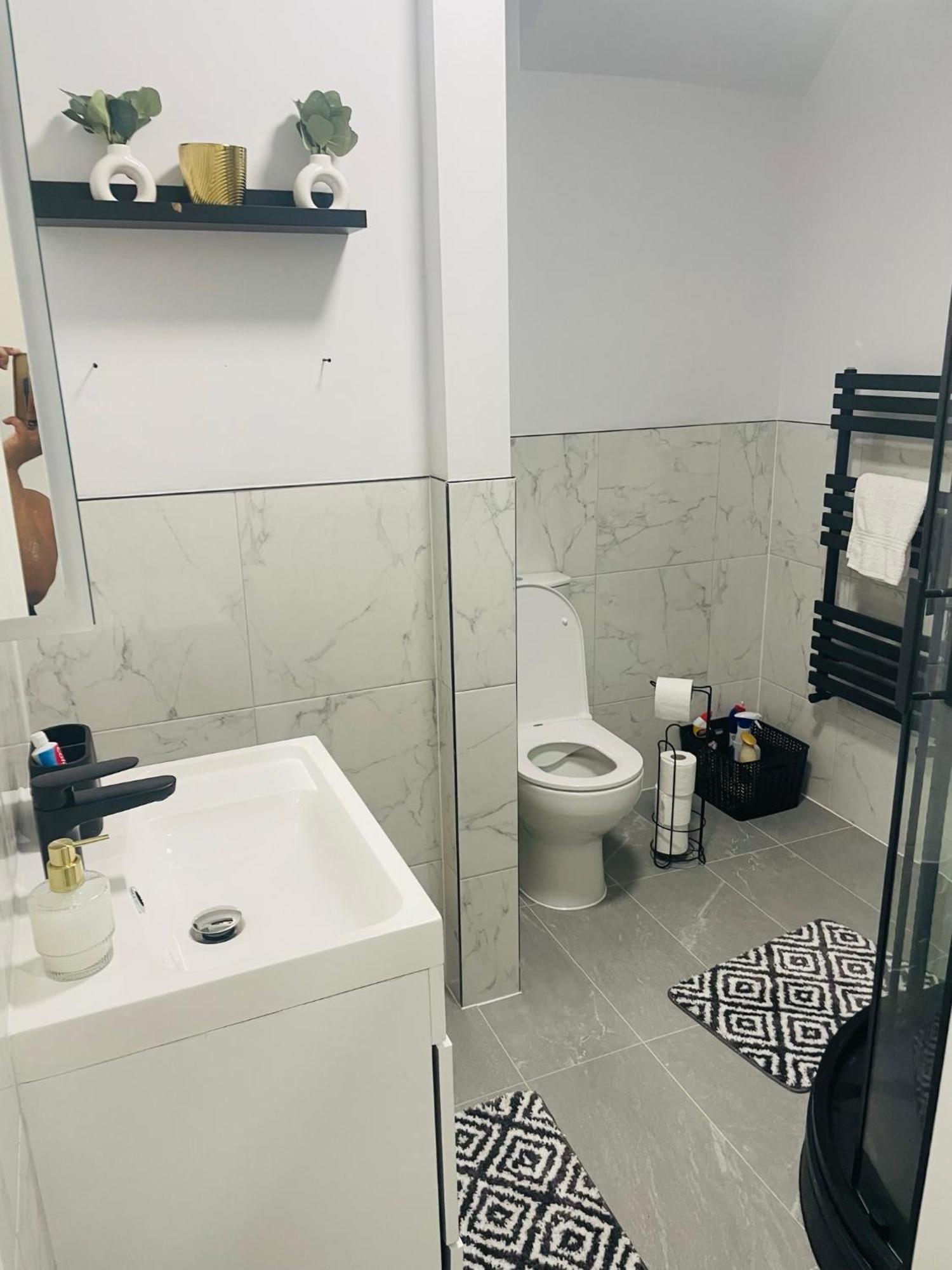 Apartment Newly Refurbished 1bedroom 4 Mins Walk To Crystal Palace Station *