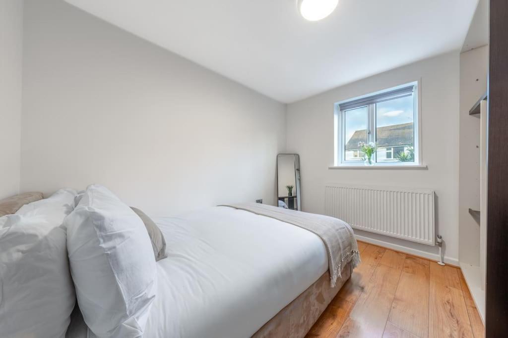 Ferienhaus 4 Beds - Tooting - 20 Min To - Free Parking