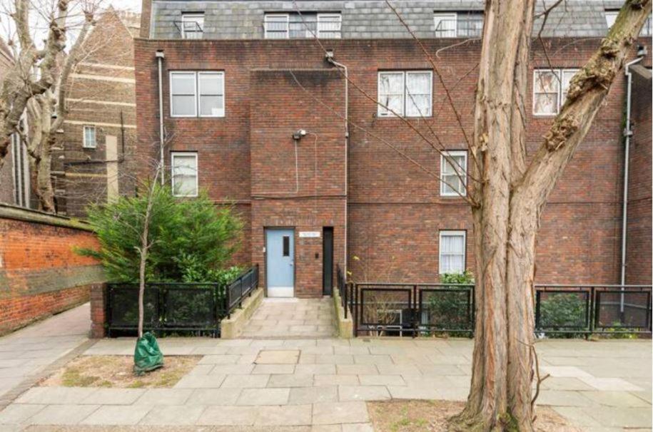 Super Beautiful Three Bedroom Londen