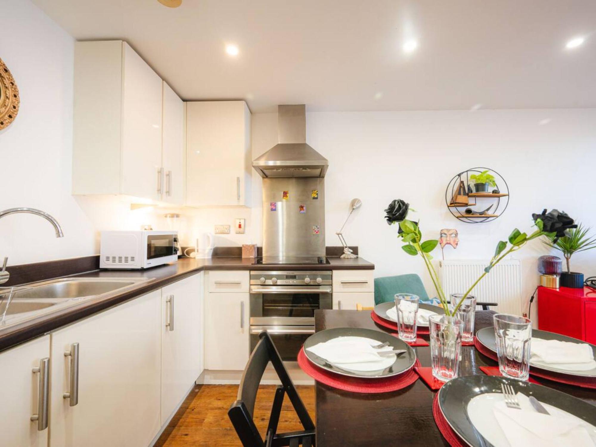 Pass The Keys Modern 2-bed With Private Balcony, Near Dalston Junction Station - Ideal Urban Retreat! Apartment *