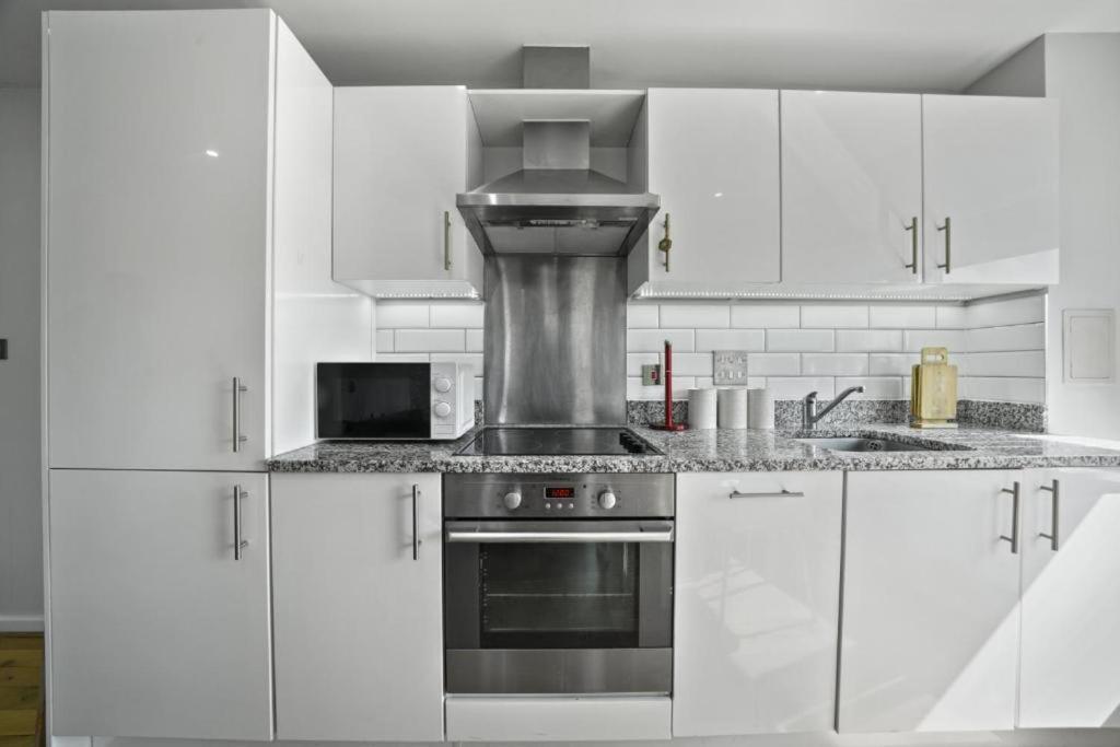Amisha 2bedroom In Tower Bridge Bridge Bermondsey - Perfect For Long * London