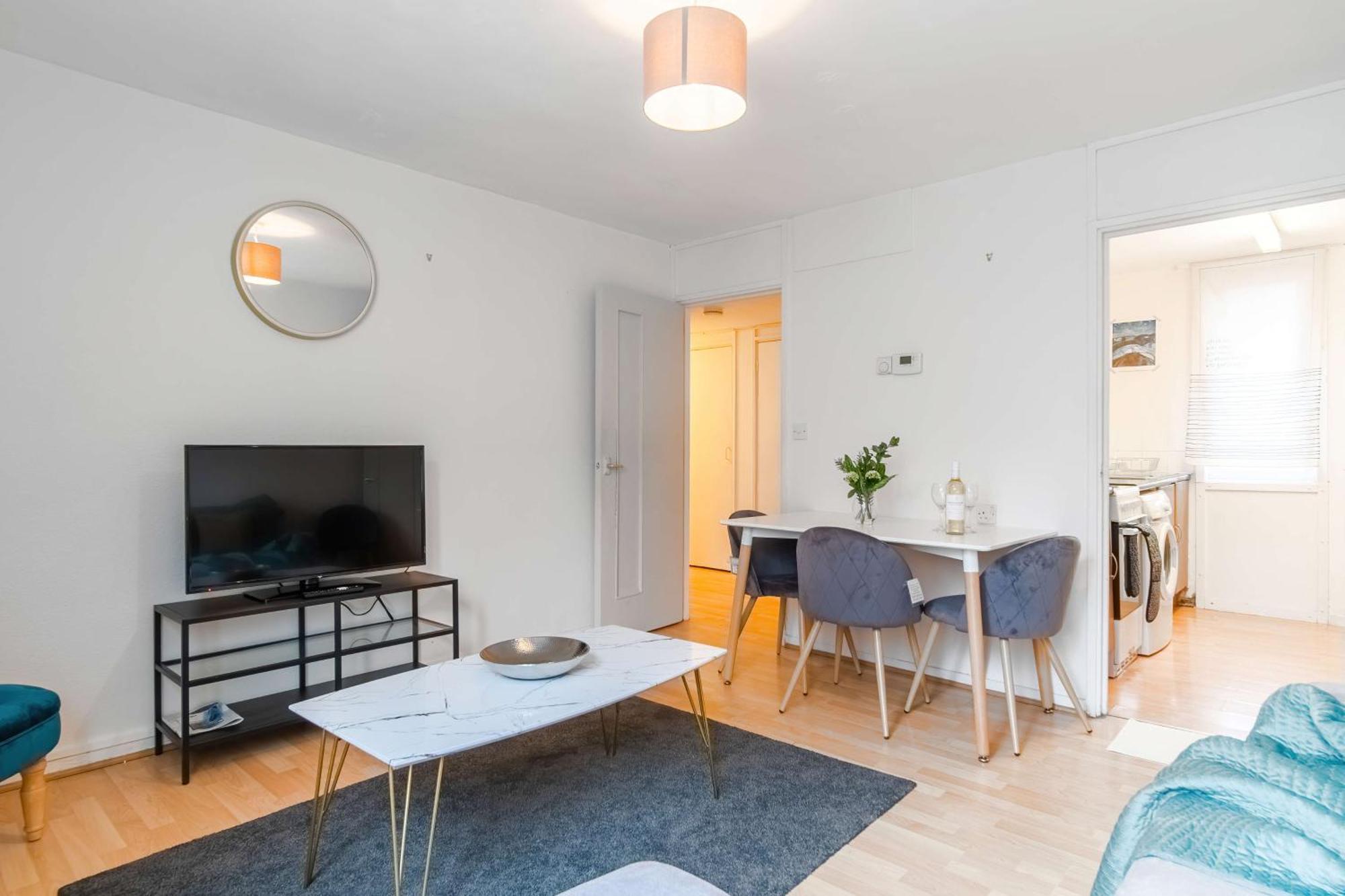 1bed Elkington Apartment London