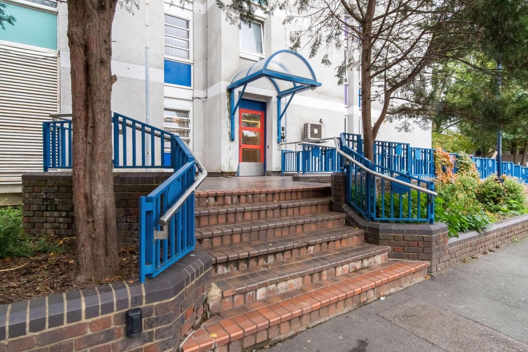 1bed Elkington London
