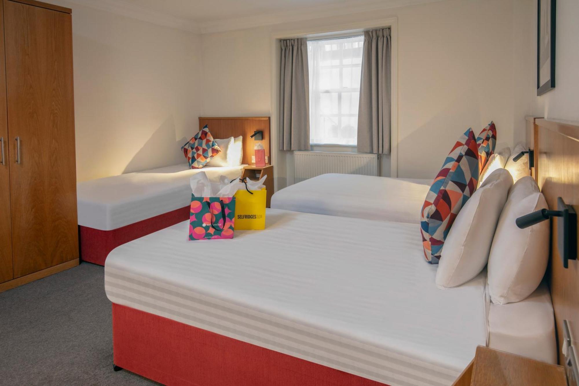 Queensway Hotel, Sure Collection By Western Londen