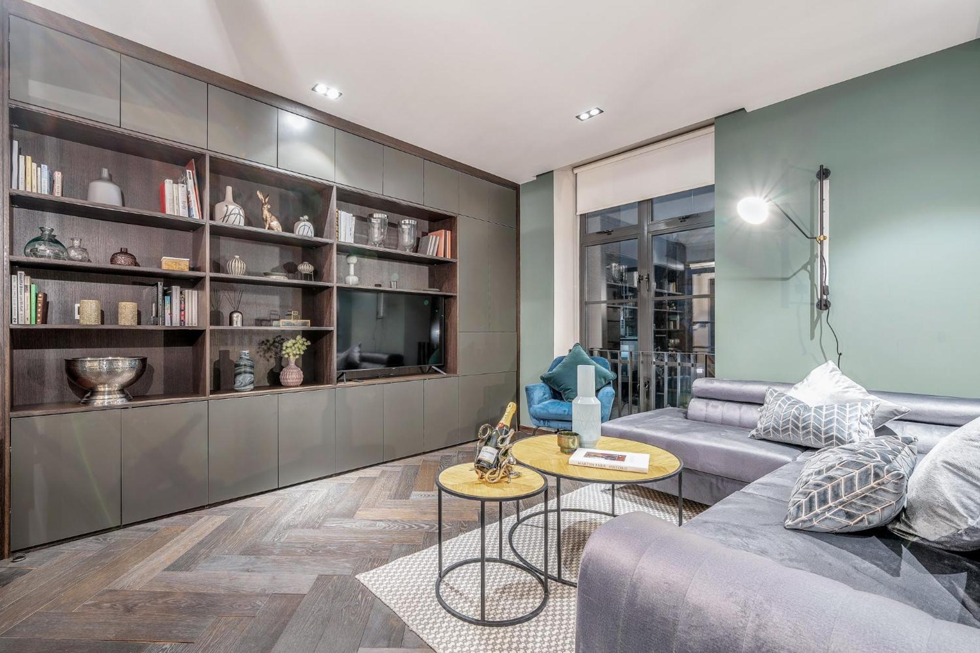 The Soho Star Apartment *