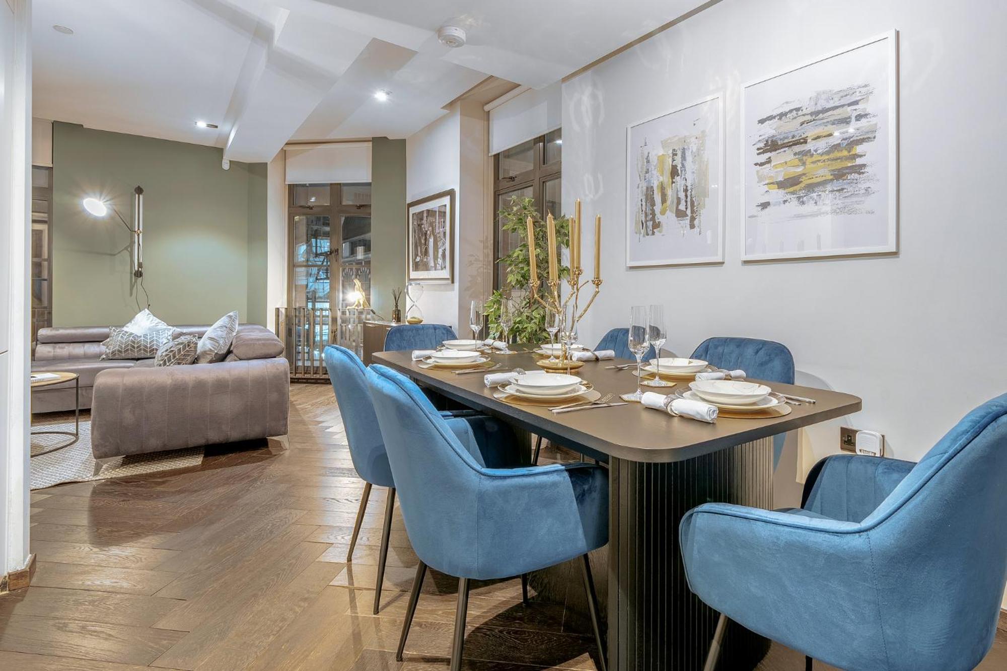 The Soho Star Apartment *