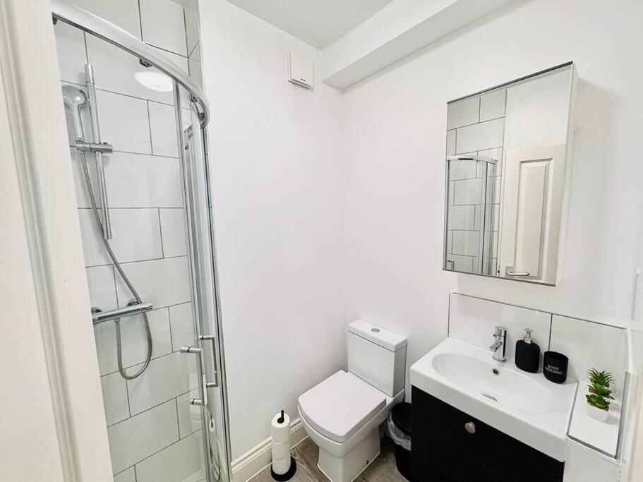 Apartamento Lovely 30min To *
