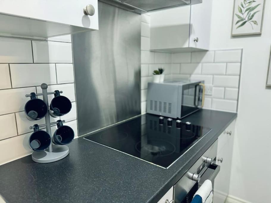 Apartamento Lovely 30min To *