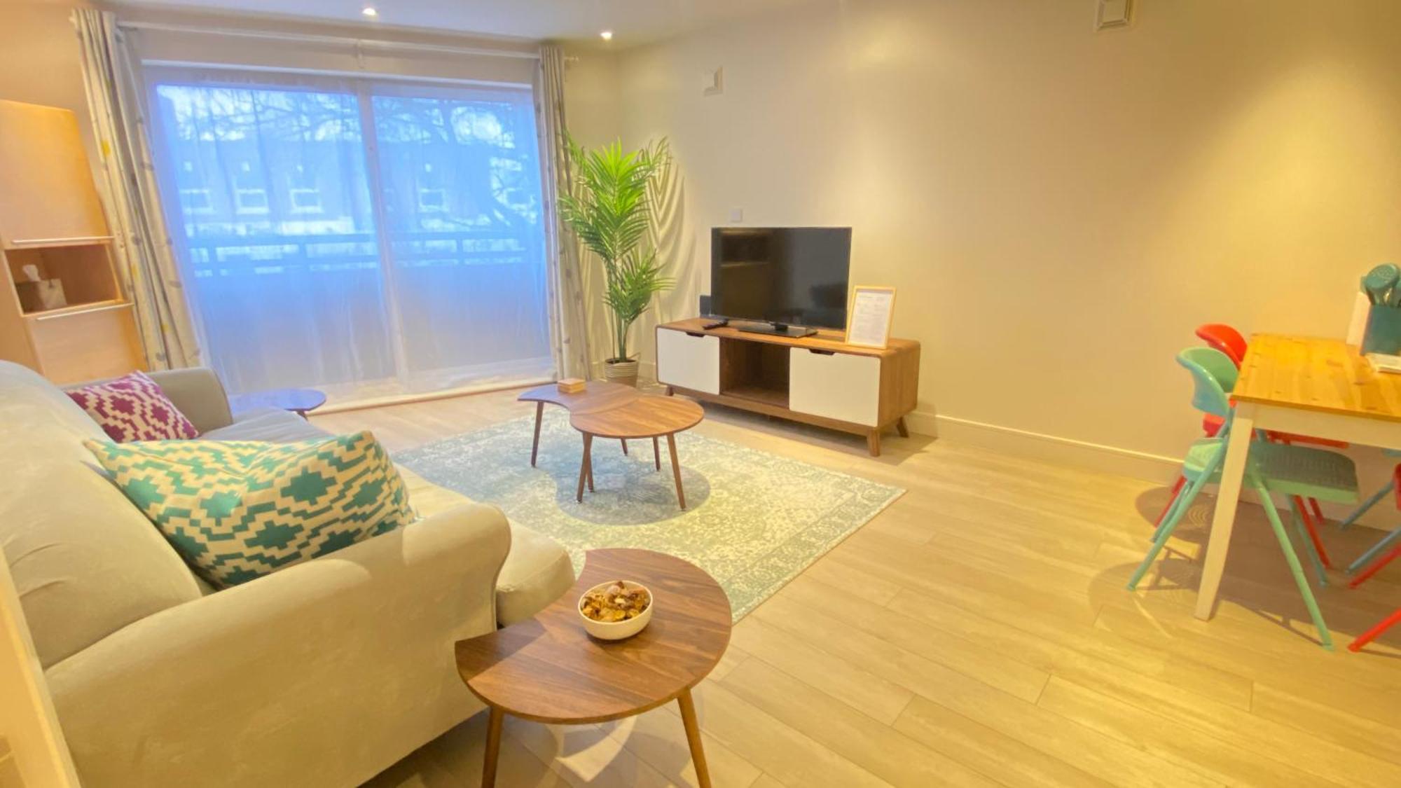 Apartment Harrow - 1 Bedroom - Parking