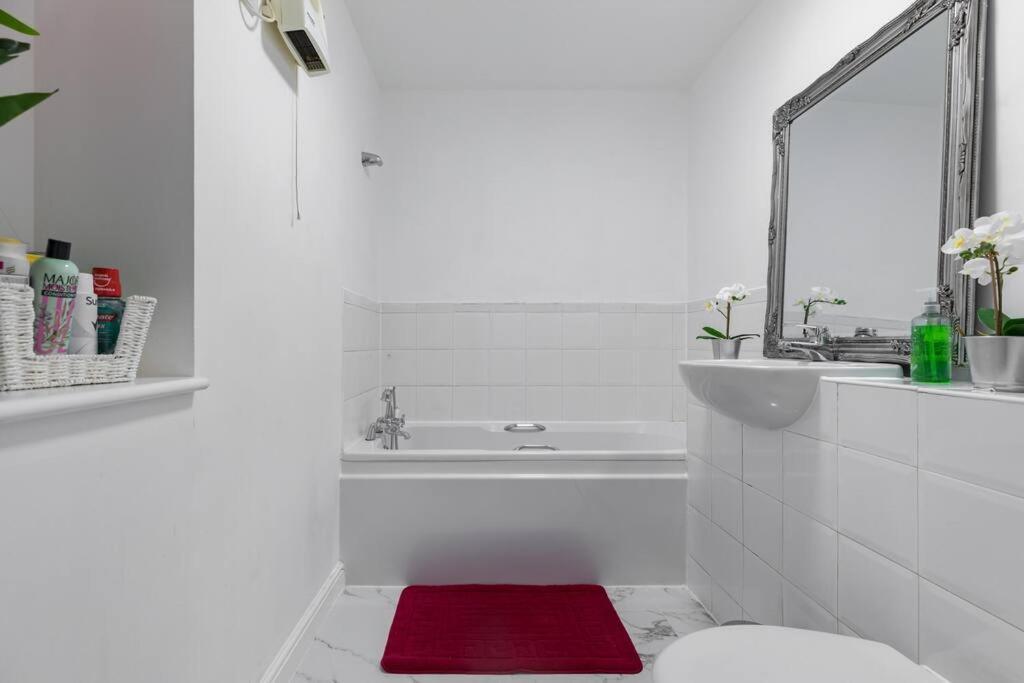 Apartment 2-br Oasis In Woolwich *