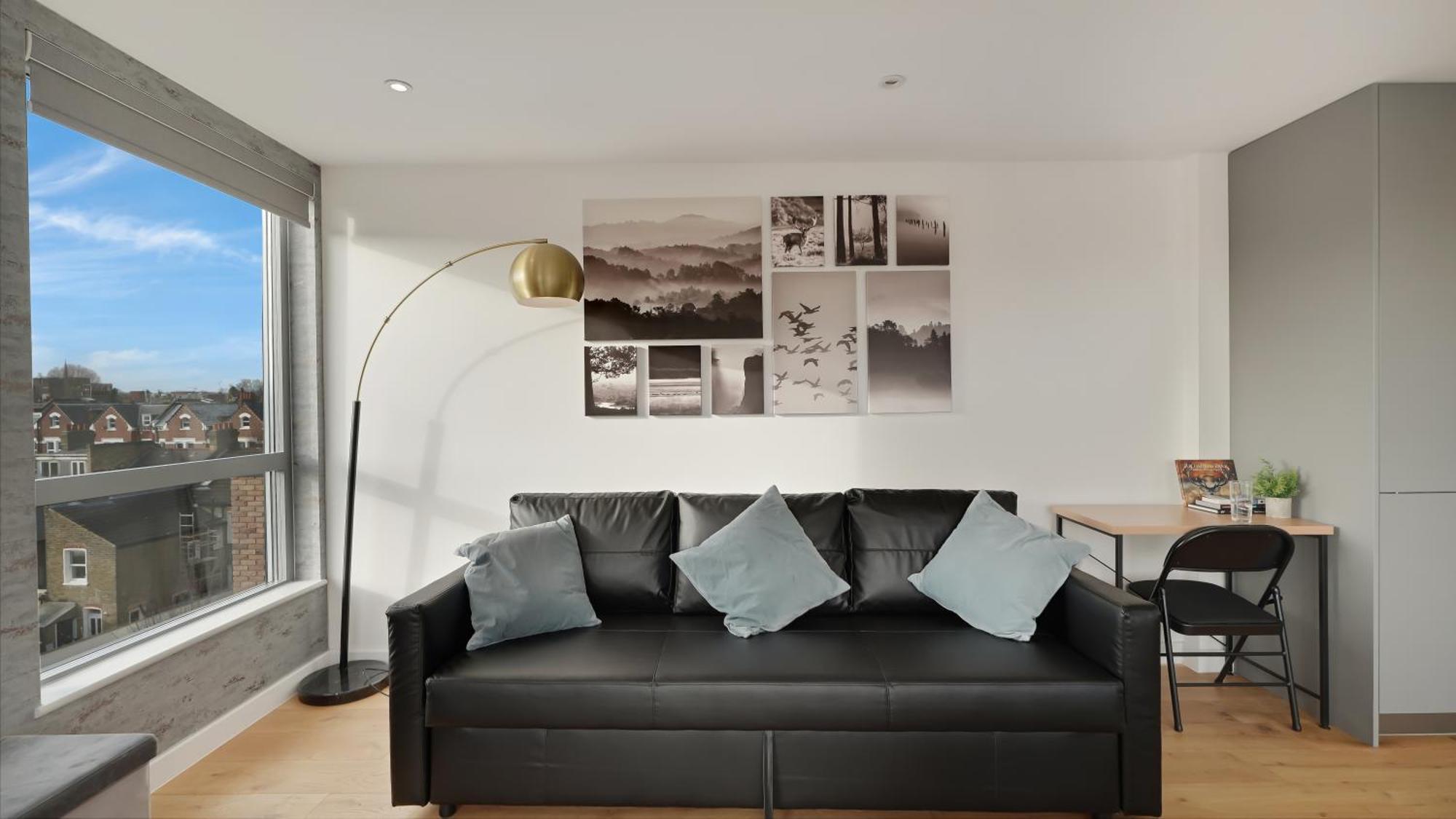 Appartement Modern And Spacious Penthouse In Putney With Free Parking Londen