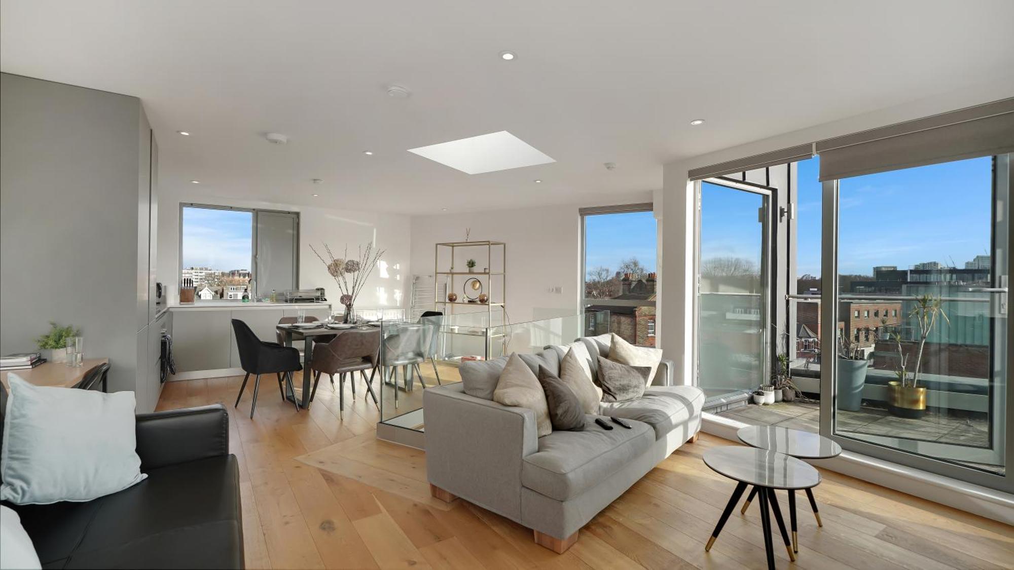 Modern And Spacious Penthouse In Putney With Free Parking Appartement *