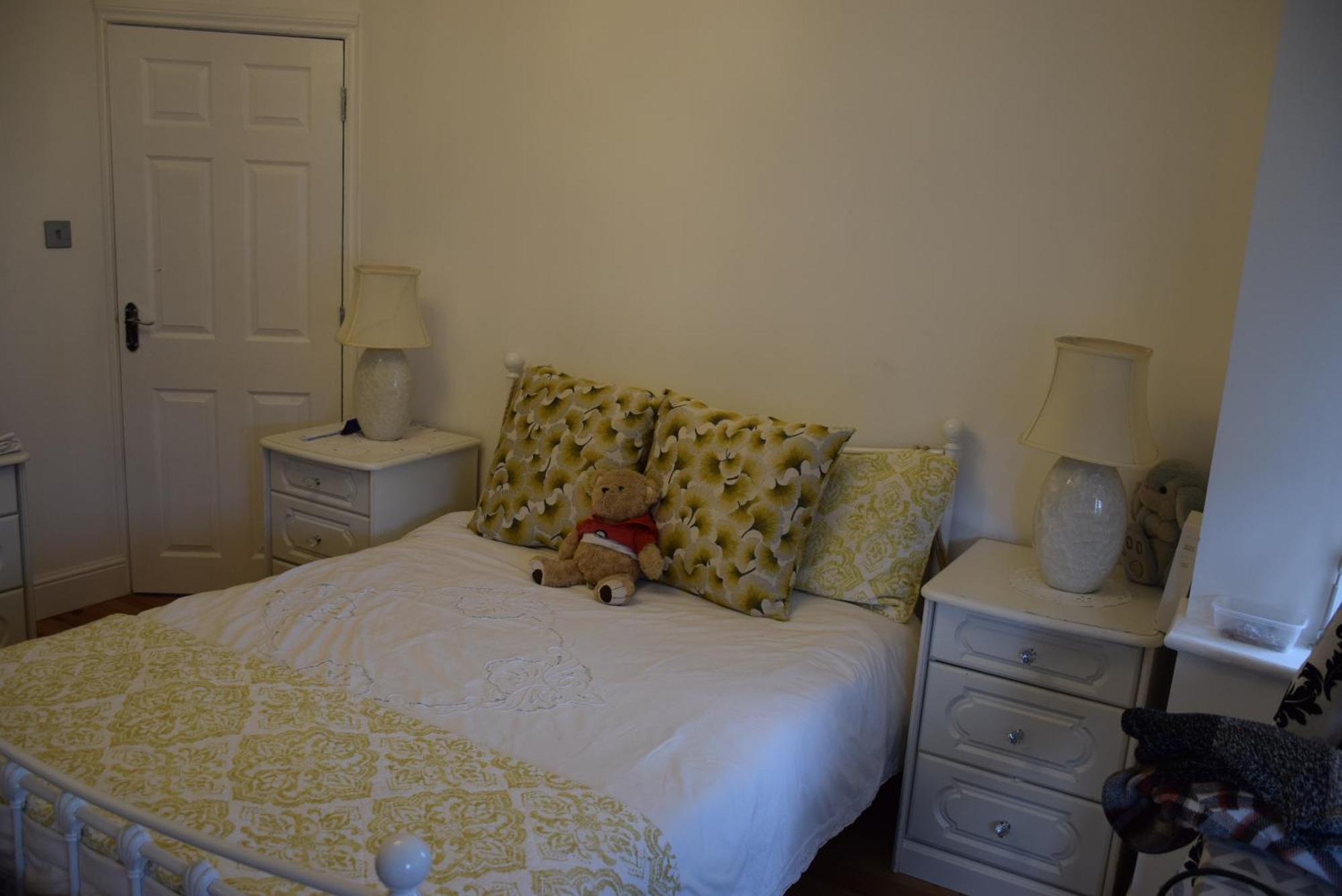 Four Bedroom House Chandos Road London