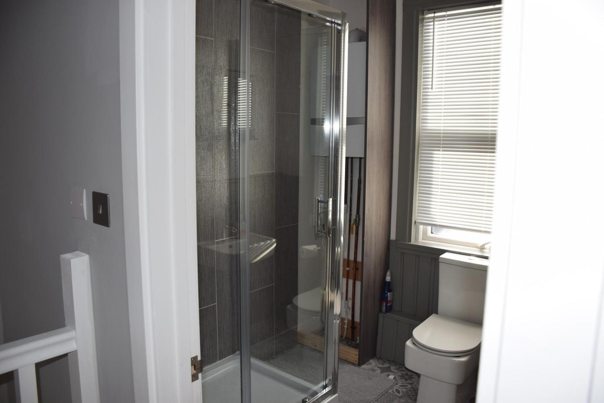 Holiday home Four Bedroom House Chandos Road