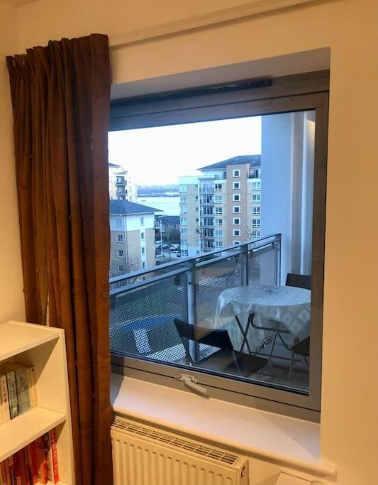 Appartement 1 Bedroom Flat Near Excel, O2, Canary Wharf - Londen