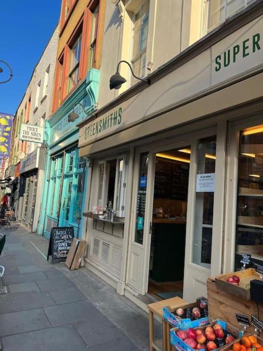 Superb 2bed/2bath Flat Waterloo Appartement Londen