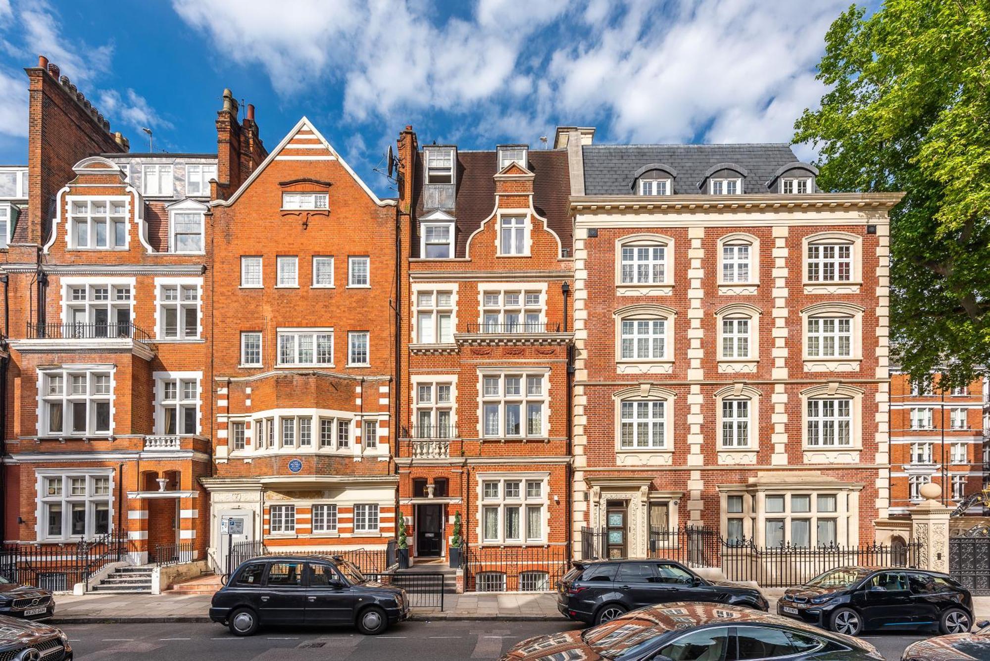 Moments From Hyde Park & Notting Hill With Free Luggage Storage And Washing Machine * London