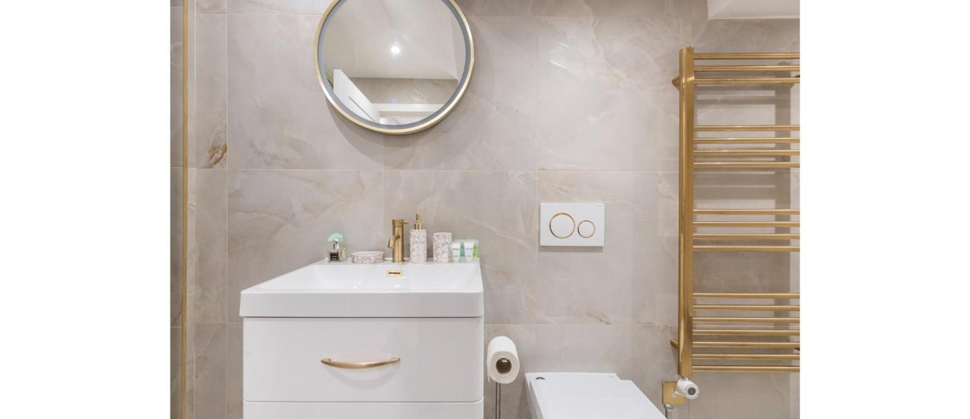 Luxe Minimalist 1-bed Flat : 7 Mins From Station *