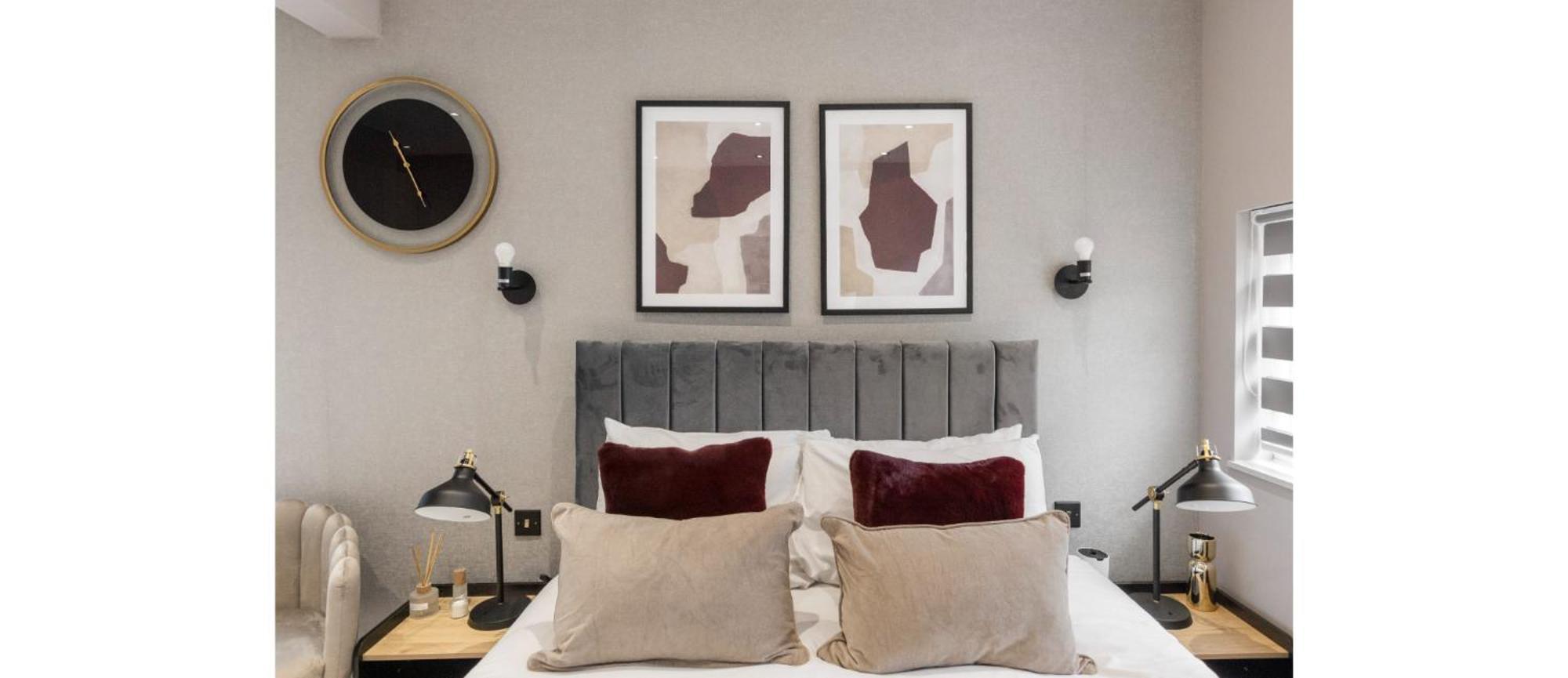 The Relaxation Station: Fun And Comfort Collide Apartment *