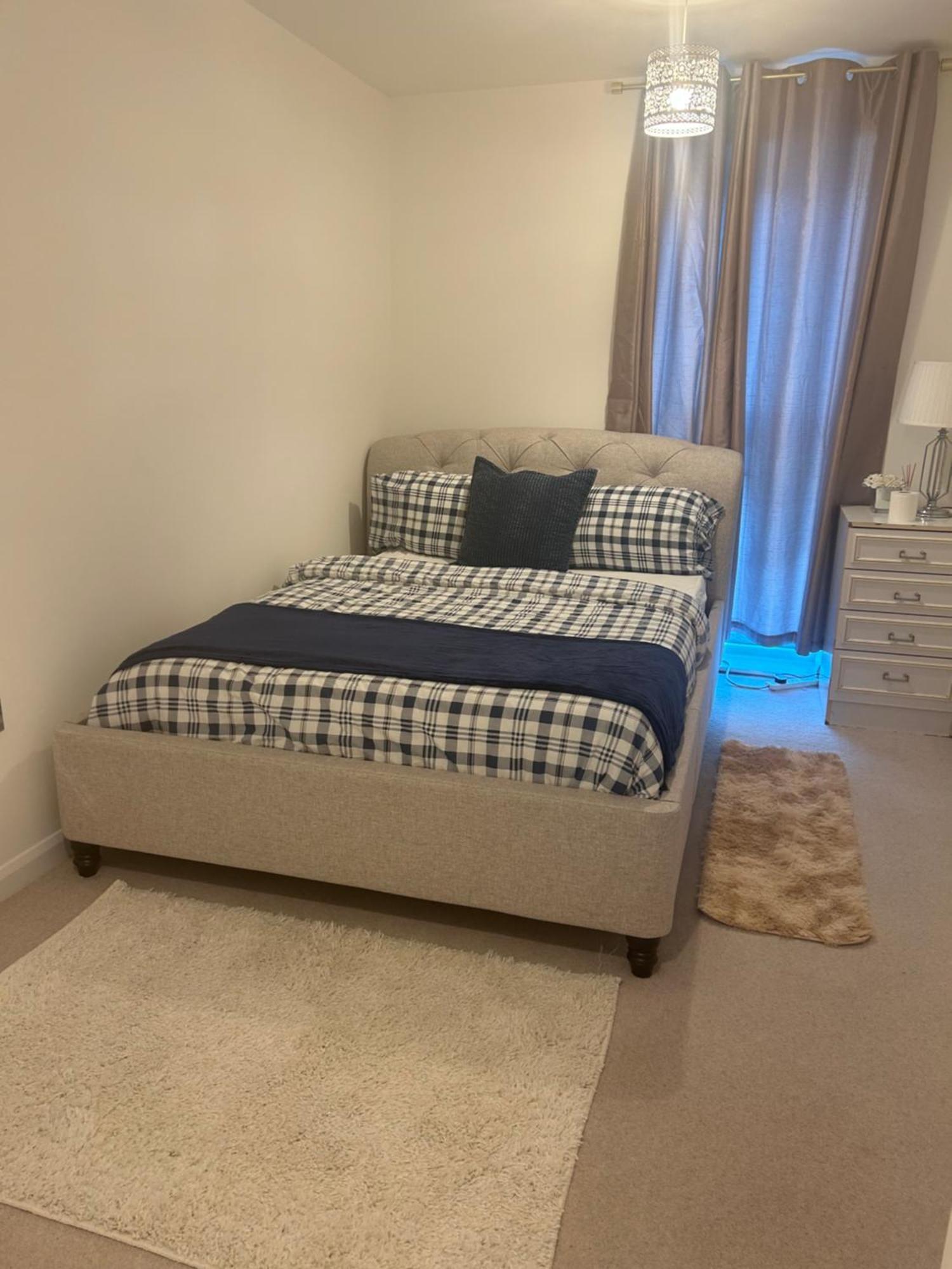 En-suite Double In A Shared Close To Accommodatie bij particulieren *