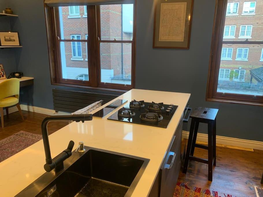 Prime Location, 5* Marylebone: Gem