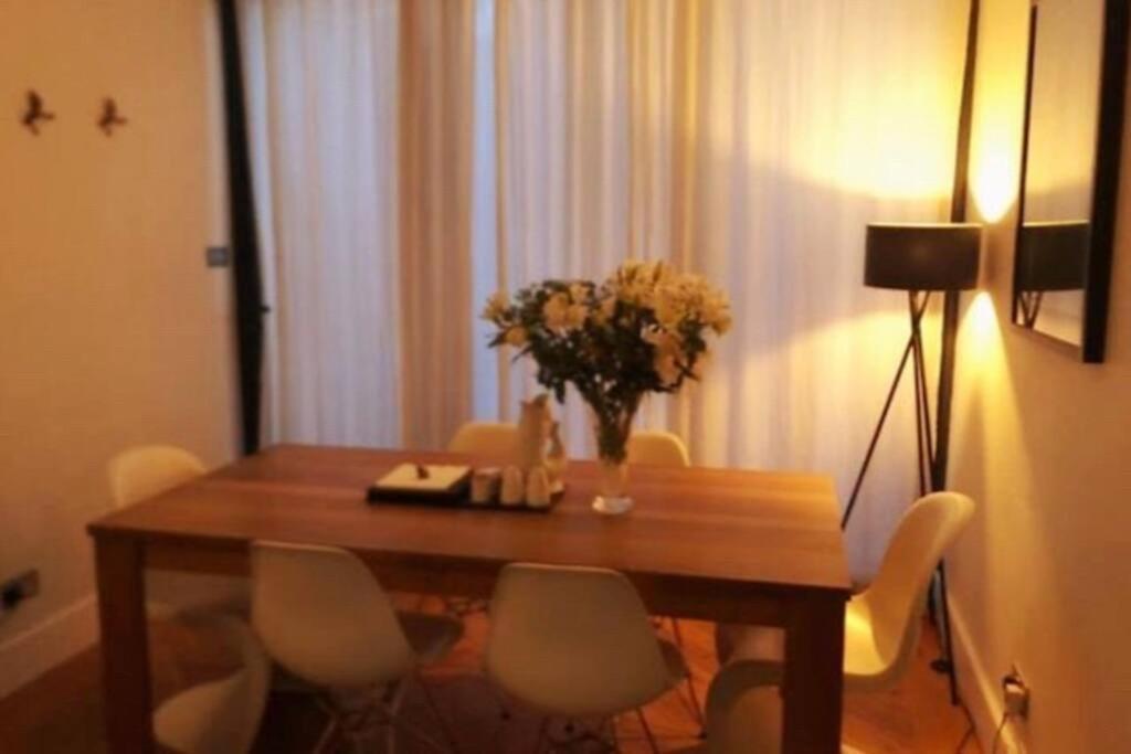 Stunning Modern Large 5 Bed House Willesden