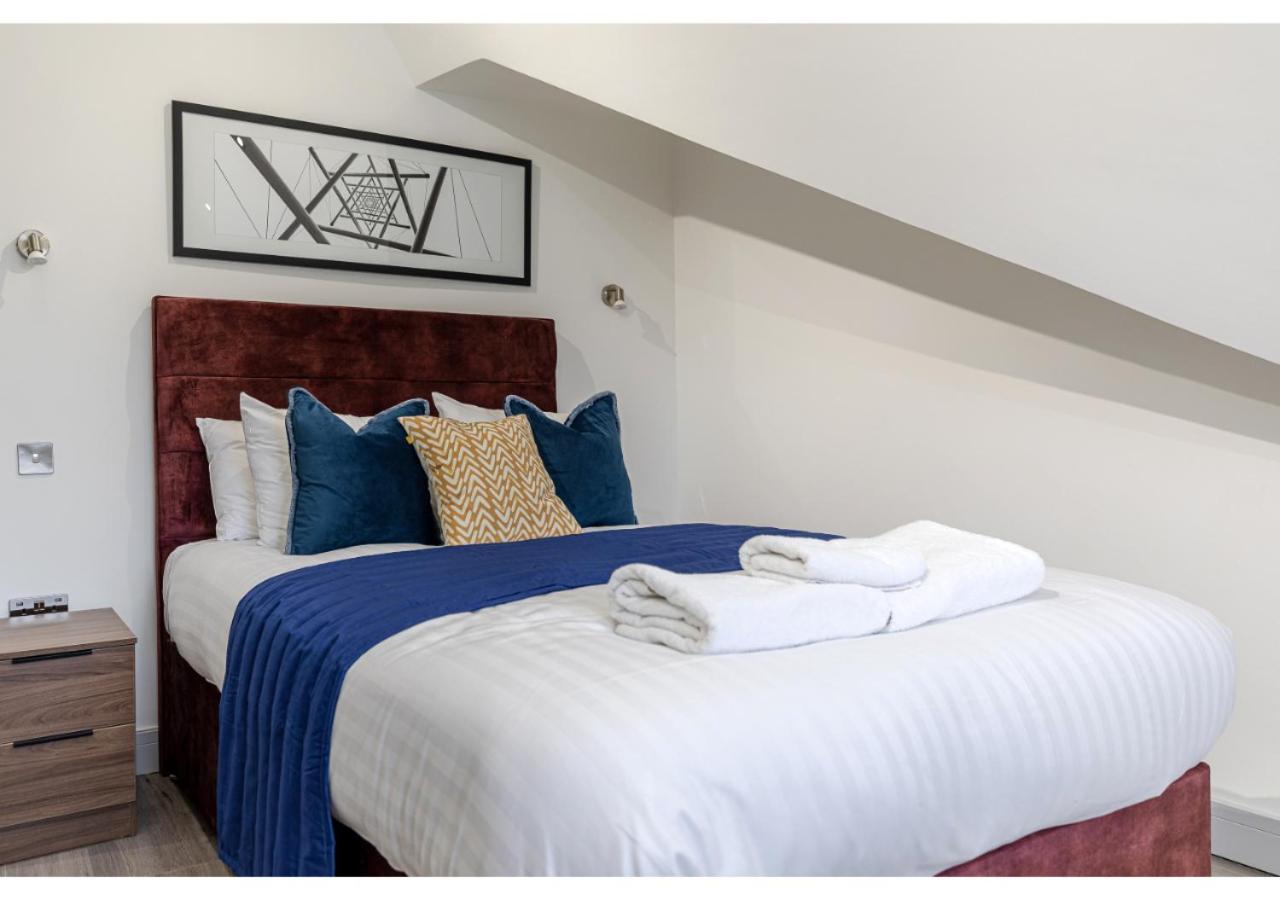 Cozy And Stylish 2 Bedroom Flat In Greater Apartment