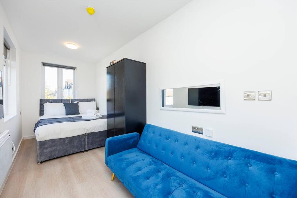 Appartement North West Studio By Av Short Lets Londen