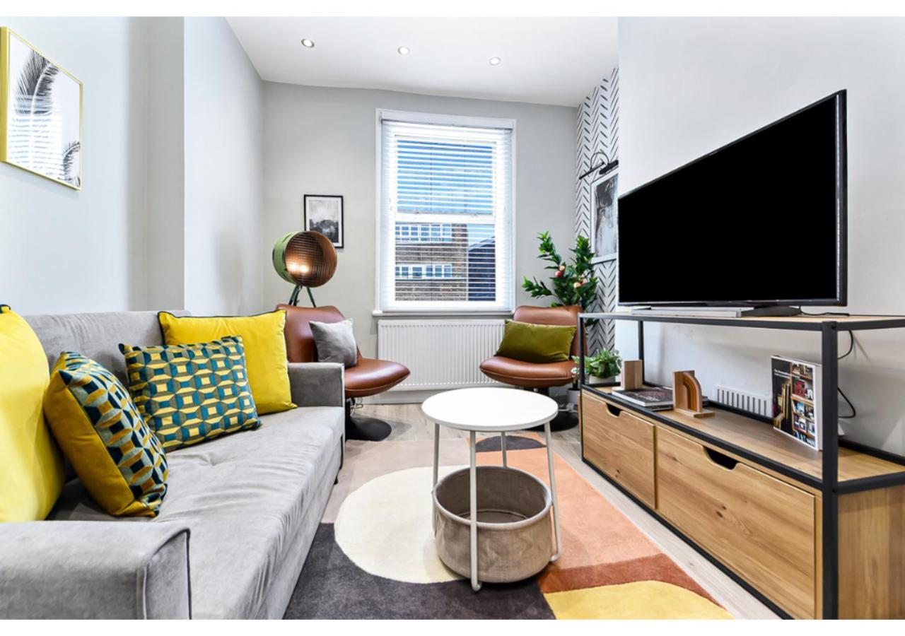 New And Modern Flat In London! Apartment