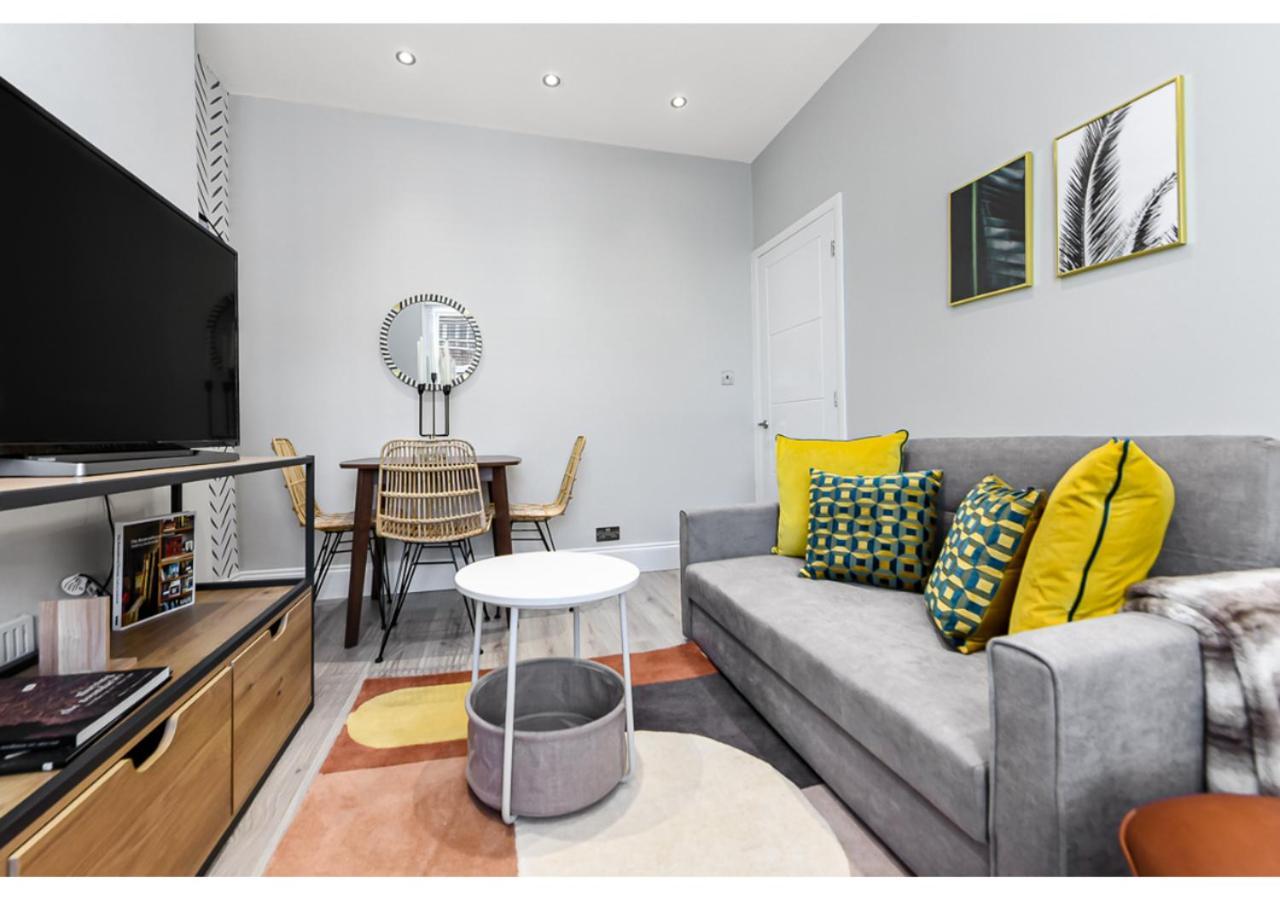 Apartment New And Modern Flat In London!