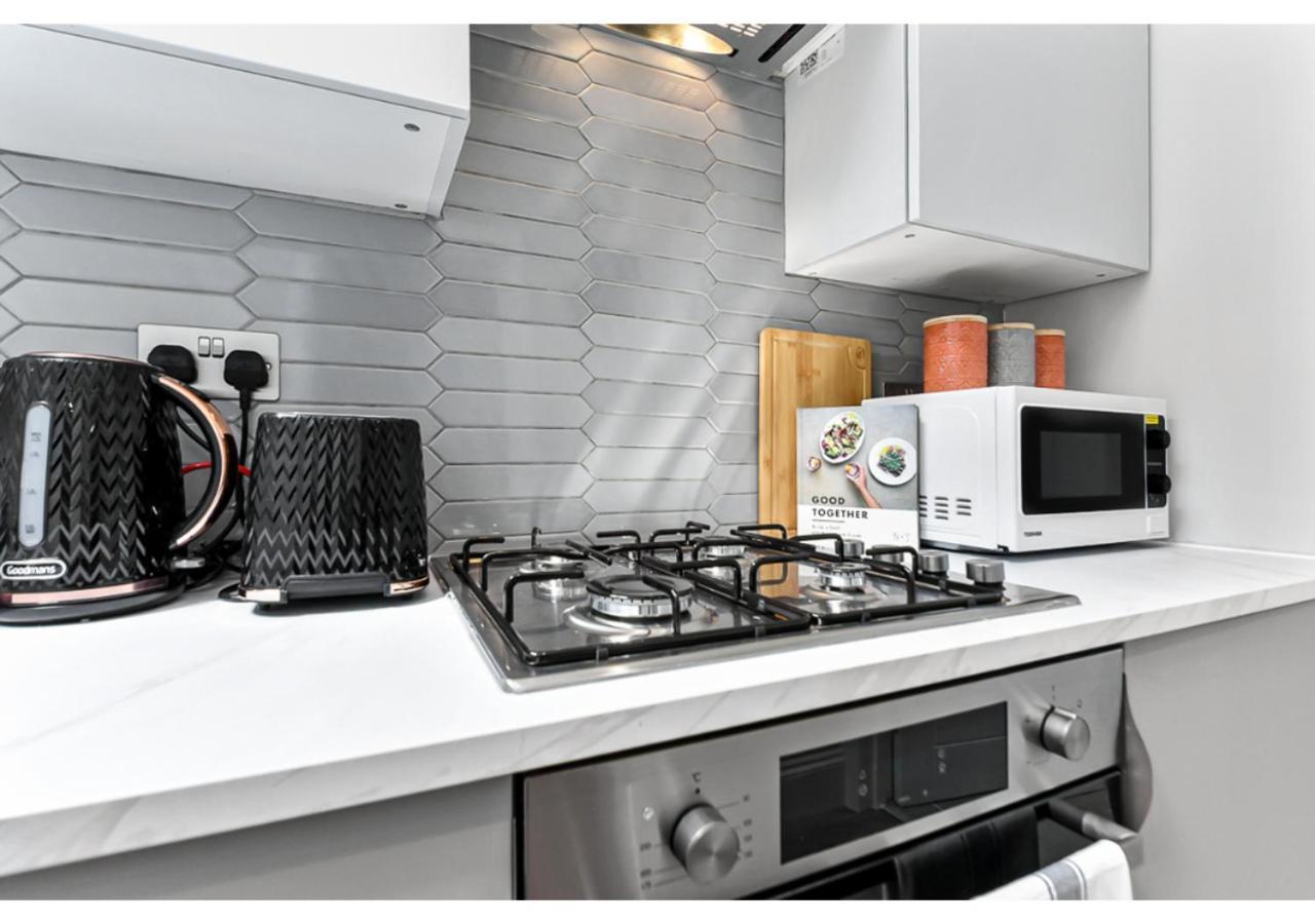 New And Modern Flat In London! Apartment *