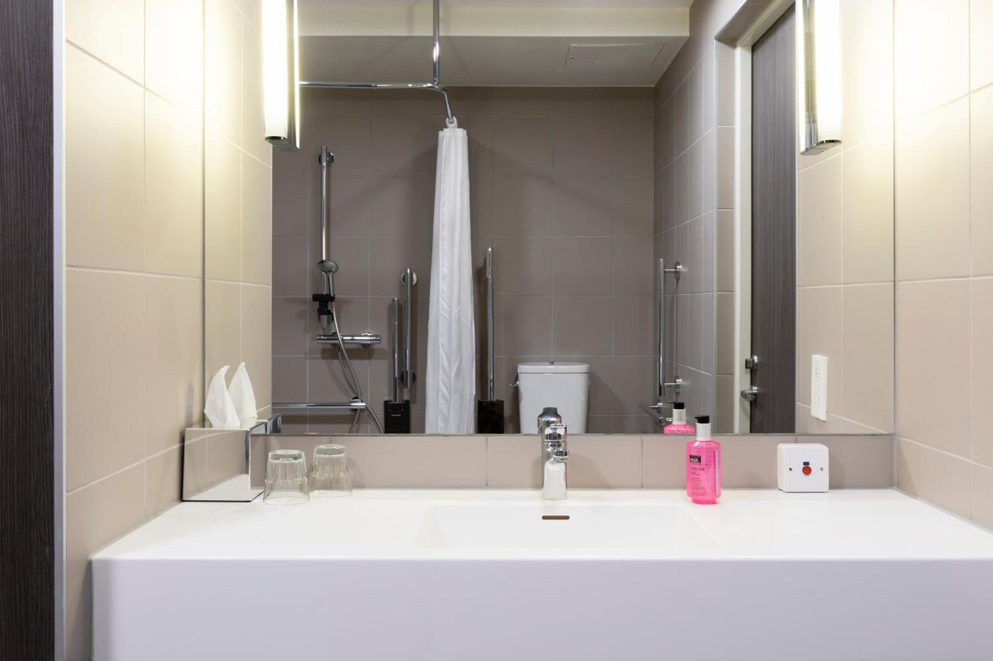 Moxy Stratford Hotel London
