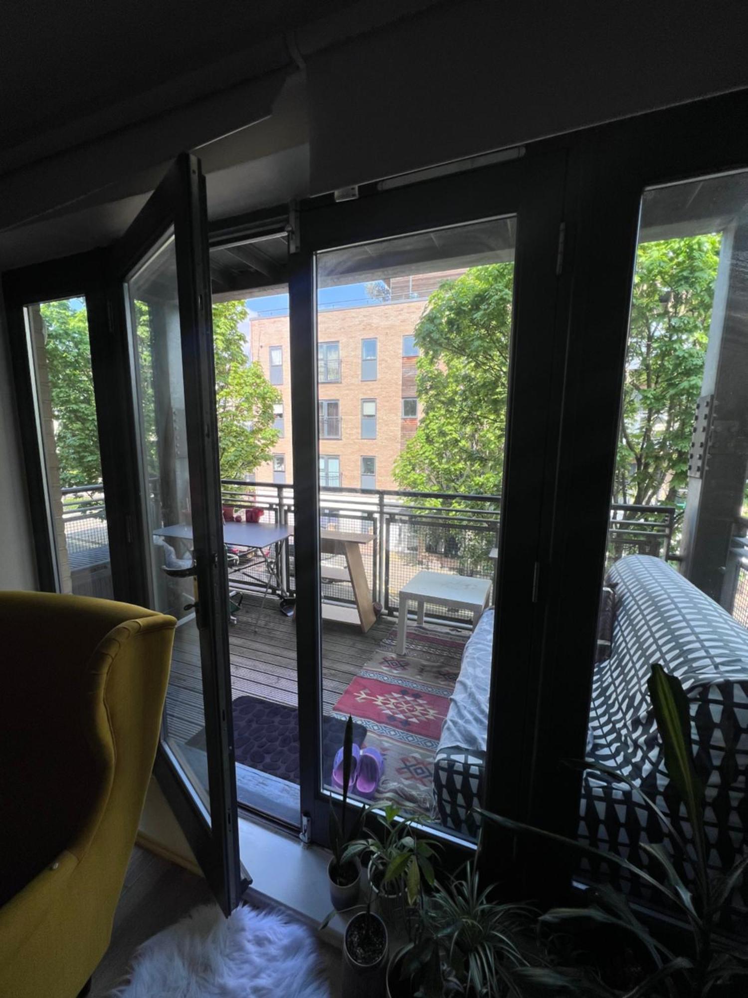 Blackberry Court Homestay London