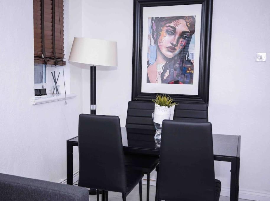 Apartamento Two Bedroom Unit *