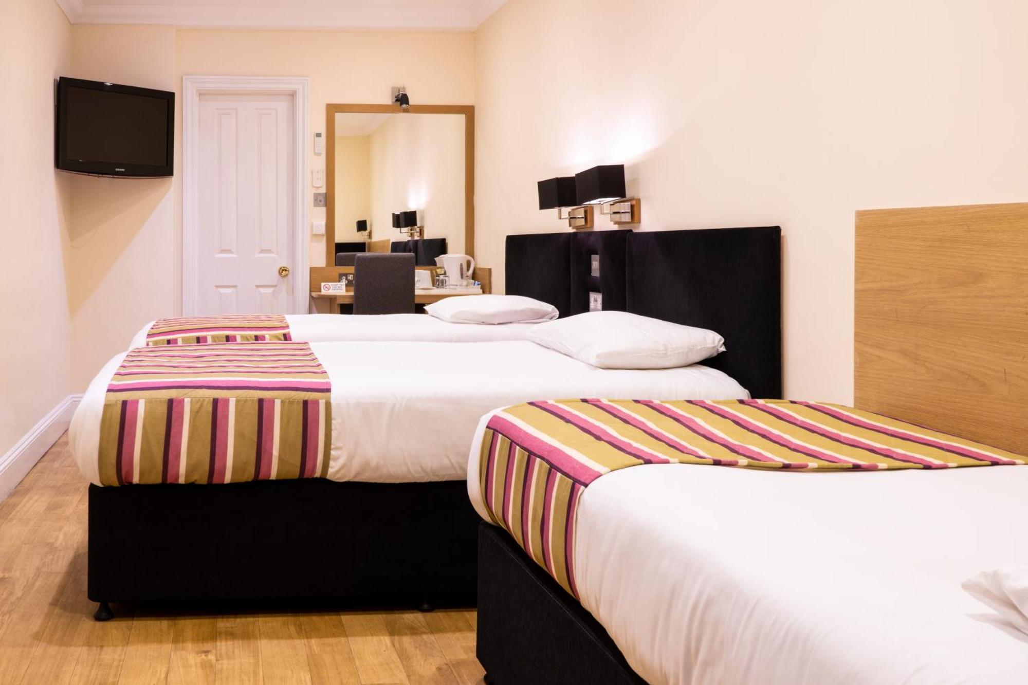 Athena Hotel 3*