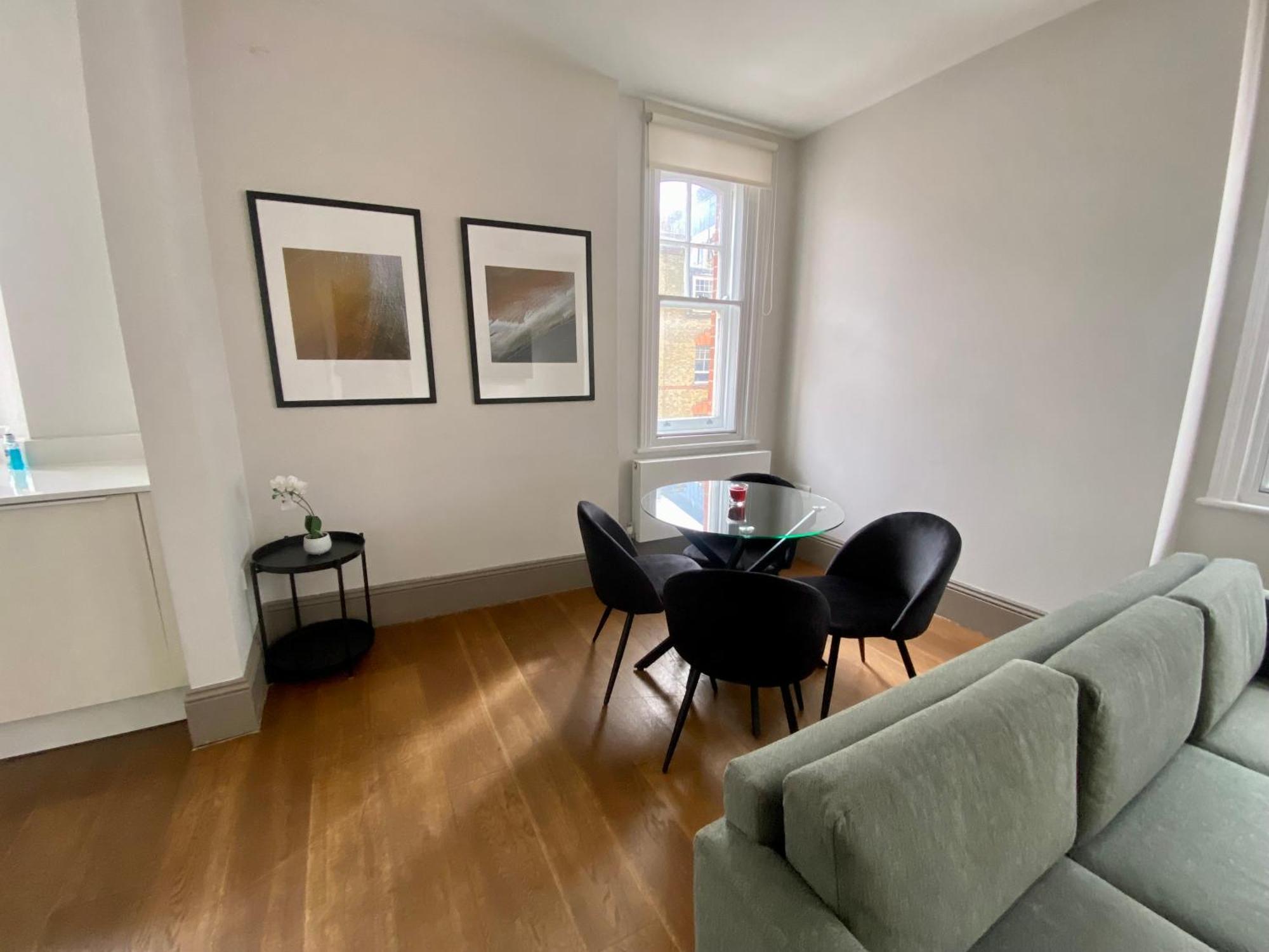 Modern Flat Near Oxford Street Apartment