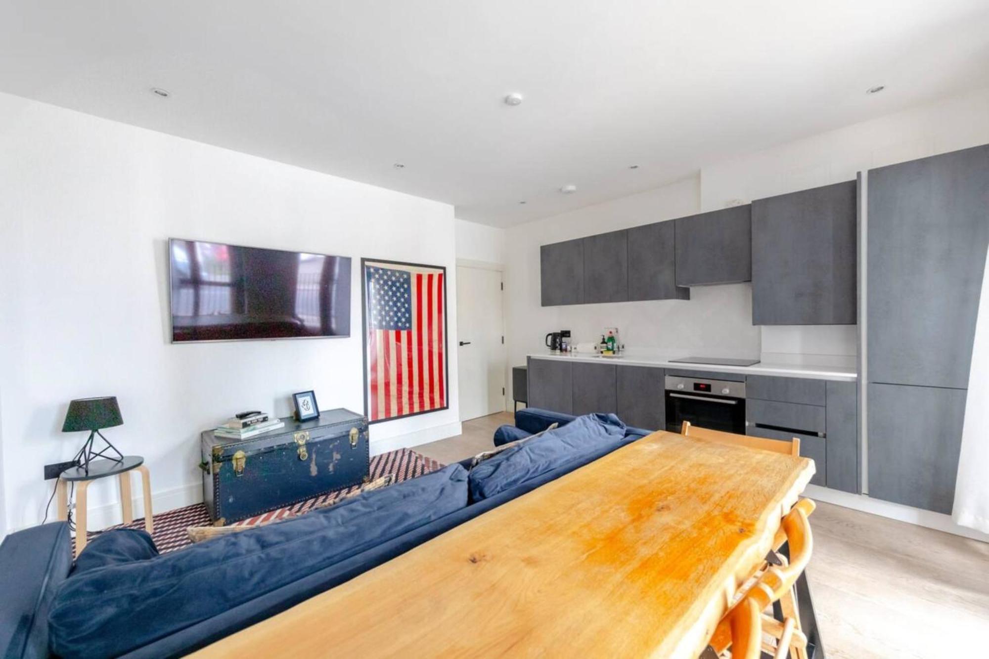 Charming & Stylish 1bd Flat - Bethnal Apartment London