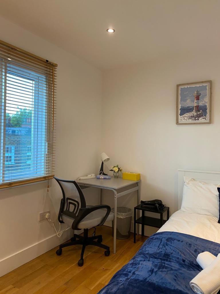 Habitación en casa particular Cosy Private Near Euston Station, *