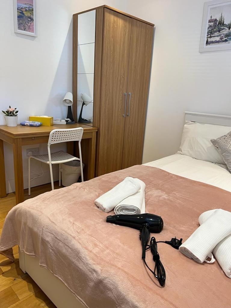 Habitación en casa particular Cosy Private Near Euston Station, *