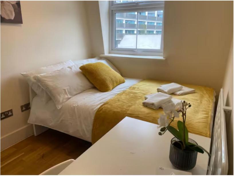 Cosy Private In Euston Square, * Londen